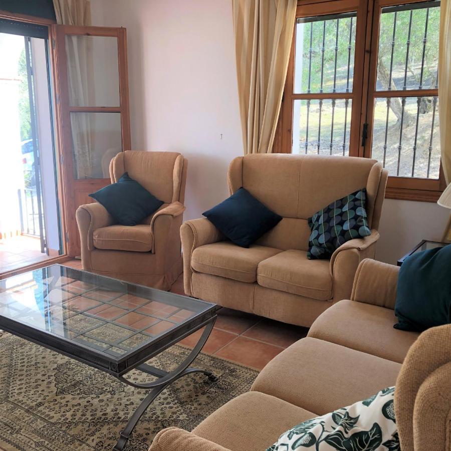 Vila Cortijo Rocas Altas Iznájar Exteriér fotografie